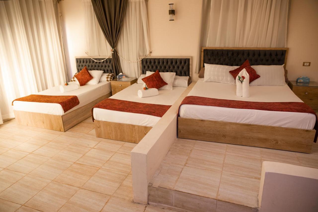 Heru Pyramids View Hotel Kairo Exterior foto